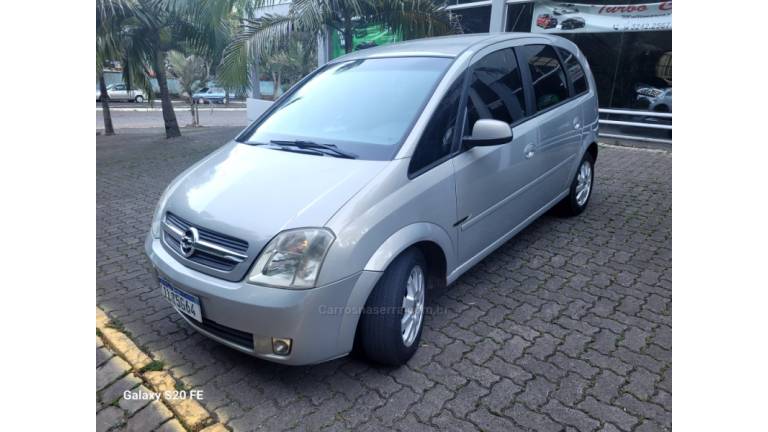 CHEVROLET - MERIVA - 2004/2004 - Bege - R$ 20.000,00
