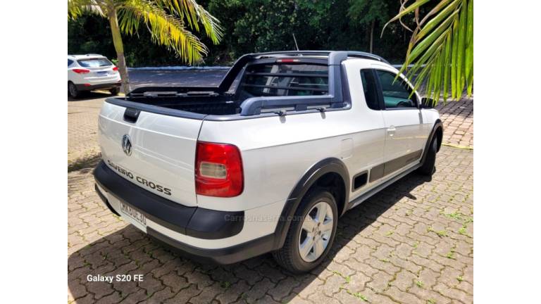 VOLKSWAGEN - SAVEIRO - 2012/2012 - Branca - R$ 54.000,00