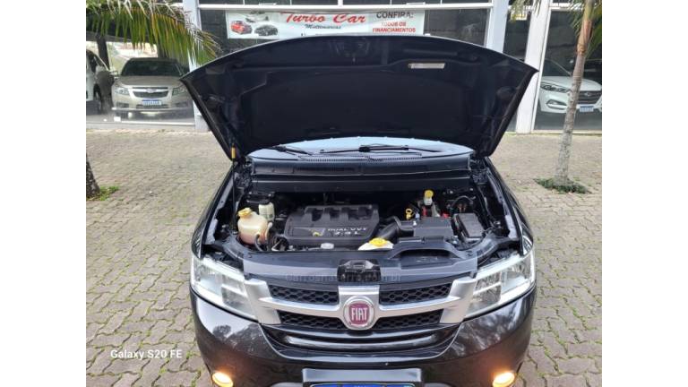 FIAT - FREEMONT - 2012/2012 - Preta - R$ 50.000,00