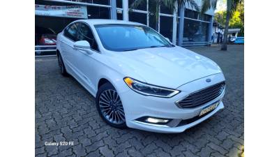 FORD - FUSION - 2018/2018 - Branca - R$ 98.000,00