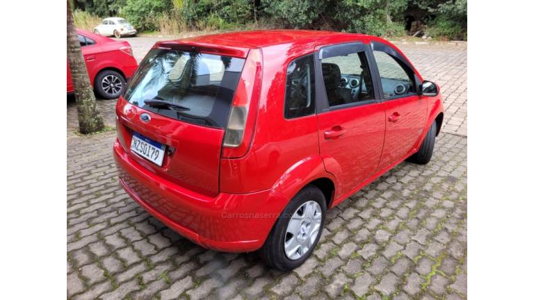 FORD - FIESTA - 2012/2012 - Vermelha - R$ 31.000,00