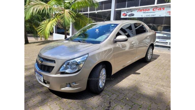 CHEVROLET - COBALT - 2014/2015 - Bege - R$ 43.000,00