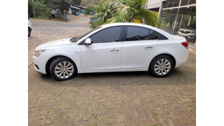 CHEVROLET - CRUZE - 2012/2012 - Branca - R$ 55.000,00