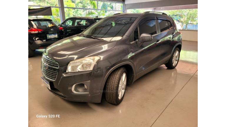 CHEVROLET - TRACKER - 2014/2014 - Cinza - R$ 68.000,00