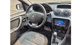 RENAULT - DUSTER - 2015/2015 - Preta - R$ 55.000,00