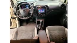RENAULT - CAPTUR - 2019/2019 - Bege - R$ 73.000,00