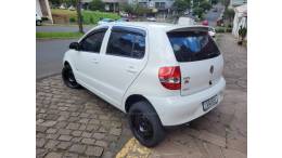 VOLKSWAGEN - FOX - 2009/2010 - Branca - Sob Consulta