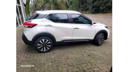 NISSAN - KICKS - 2018/2018 - Branca - R$ 82.000,00