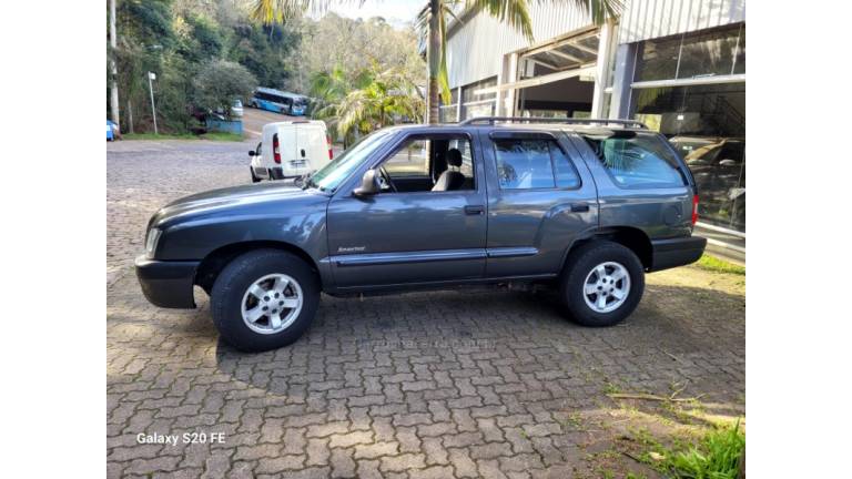 CHEVROLET - BLAZER - 2005/2005 - Cinza - R$ 38.000,00