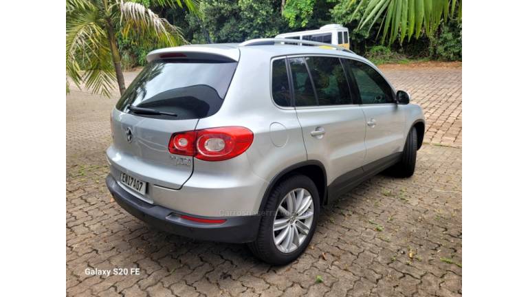 VOLKSWAGEN - TIGUAN - 2011/2011 - Prata - R$ 42.000,00