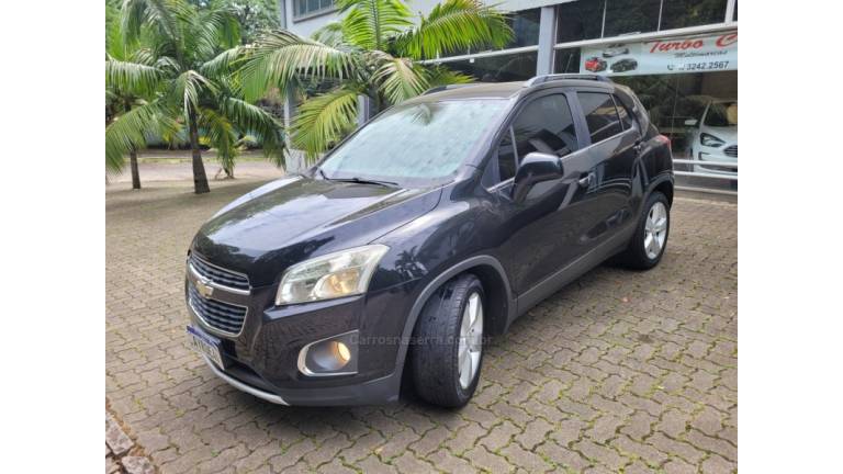 CHEVROLET - TRACKER - 2014/2014 - Preta - R$ 72.000,00